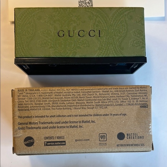 🙌 NWT Gucci x Hot Wheels Cadillac Seville Die-Cast Model Collectible - Picture 15 of 15